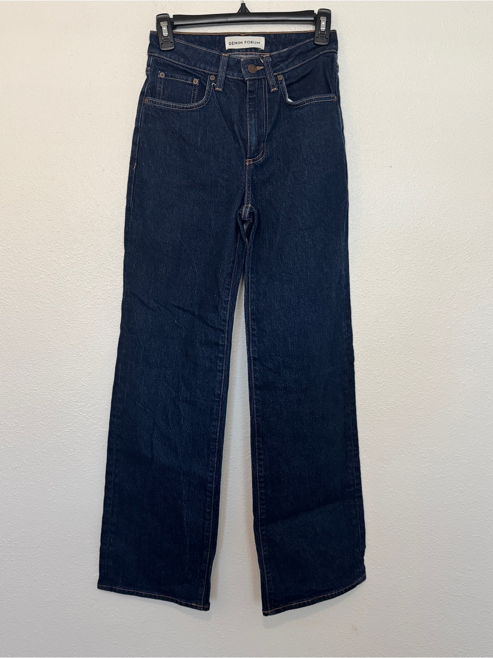 Aritzia Denim Forum Remy Curve-Fit Hi-Rise Wide Leg Jeans 25 Dark Wash - Picture 2 of 7